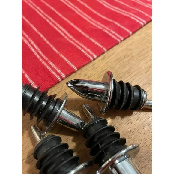 Plastic Wine Pourers (6) - Picture 3 of 4